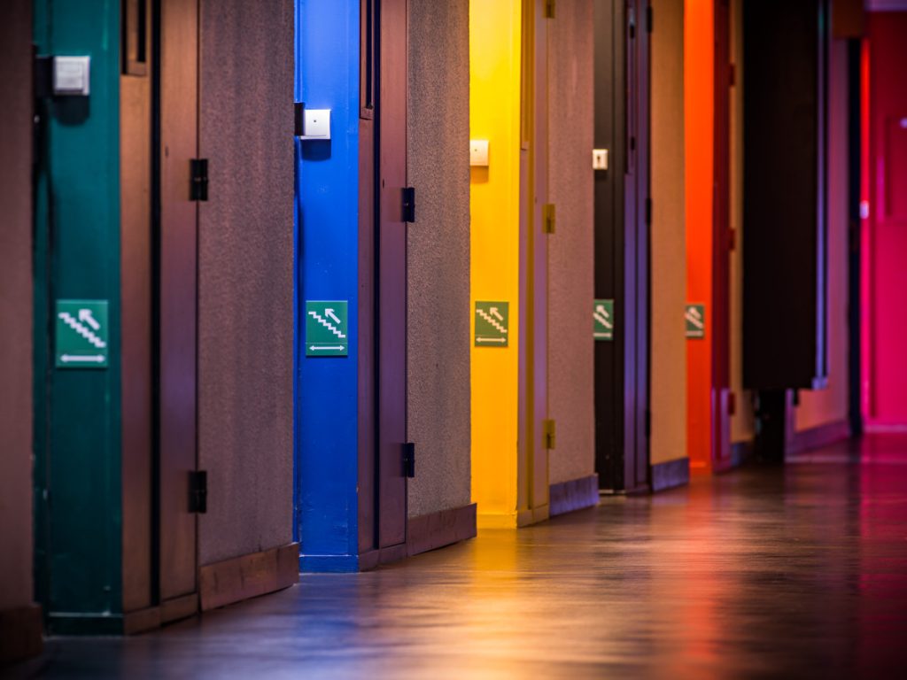 Meublé 7è rue de l&rsquo;unité d&rsquo;habitation le corbusier