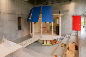 Exposition "nos pieds d'argile" de matali crasset firminy