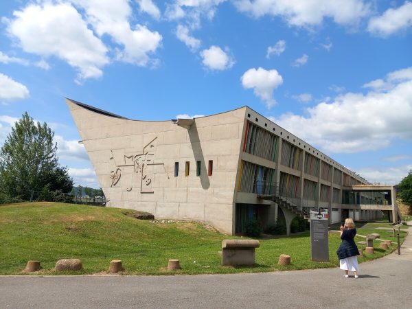 Journées nationales de l'architecture "drôles de rencontres à la maison de la culture" firminy