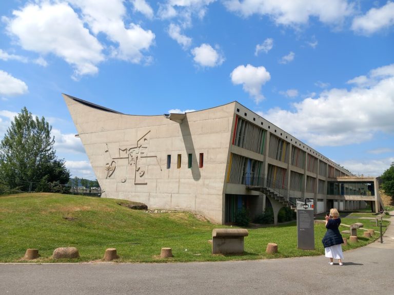 Journées nationales de l'architecture "drôles de rencontres à la maison de la culture" firminy